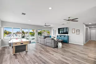 102 Harbor Dr, Plantation Key, FL 33070 - Photo 14