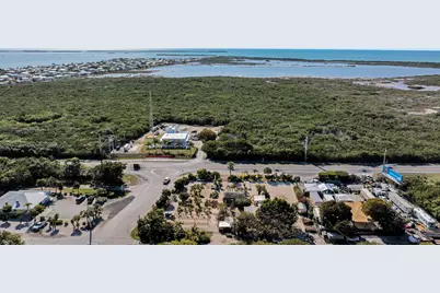 27001 Overseas Highway, Ramrod Key, FL 33042 - Photo 10