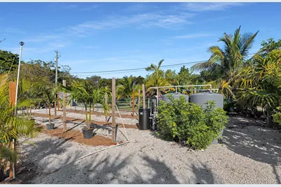 27001 Overseas Highway, Ramrod Key, FL 33042 - Photo 44