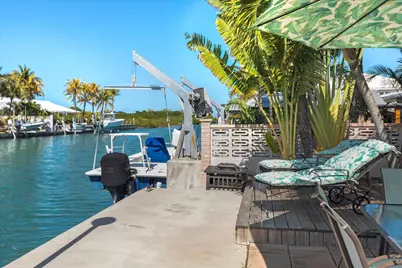 21 Bougainvillea Avenue, Key Haven, FL 33040 - Photo 6