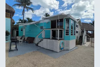 84961 Old Highway #7, Upper Sugarloaf Key, FL 33036 - Photo 2