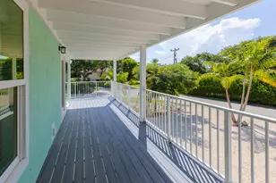 224 W Seaview Dr, Duck Key, FL 33050 - Photo 10