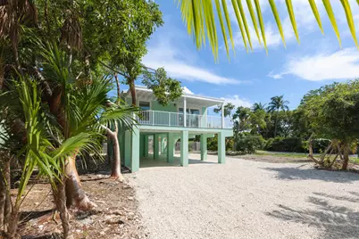 224 W Seaview Drive, Duck Key, FL 33050 - Photo 1