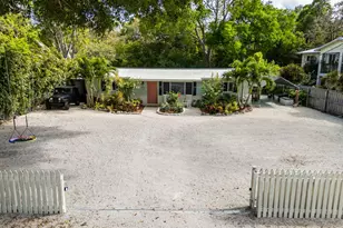 9 Transylvania Ave, Key Largo, FL 33037 - Photo 4