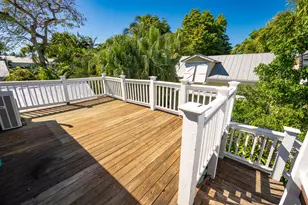 530 White St, Key West, FL 33040 - Photo 42