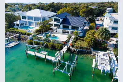 228 Tide Avenue, Plantation Key, FL 33070 - Photo 1