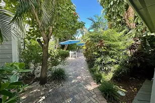 921 Center St, Key West, FL 33040 - Photo 18