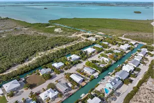 17326 Jamaica Ln, Sugarloaf Key, FL 33042 - Photo 4