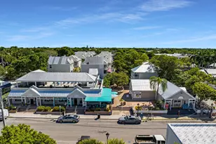 1075 Duval St, Key West, FL 33040 - Photo 38