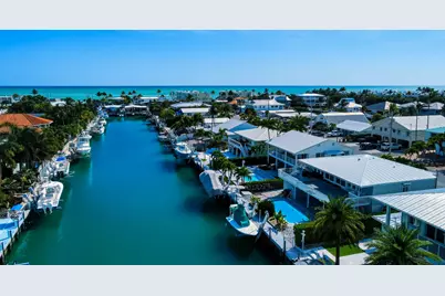 320 5th Street, Key Colony Beach, FL 33051 - Photo 6
