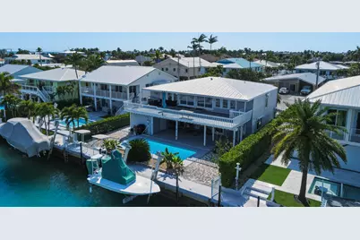 320 5th Street, Key Colony Beach, FL 33051 - Photo 2