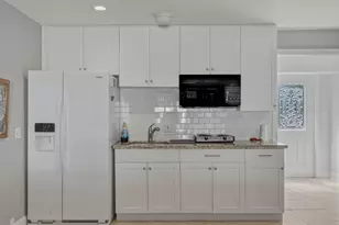 320 5th St, Key Colony, FL 33051 - Photo 32