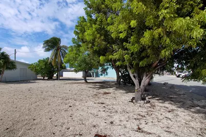 Lot 70 5th Avenue #Ocean, Marathon, FL 33050 - Photo 2