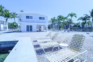 203 Bessie Rd, Plantation Key, FL 33070 - Photo 16