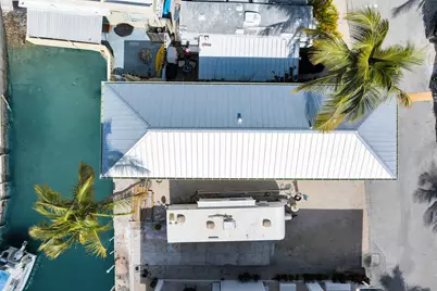 84961 Old Highway #18, Upper Sugarloaf Key, FL 33036 - Photo 8