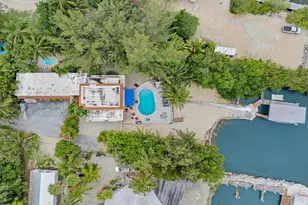 901 46th St, Marathon, FL 33050 - Photo 2