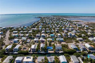 27414 Guadaloupe Ln, Ramrod Key, FL 33042 - Photo 4