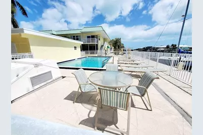 109 Avenue D #APT 307, Marathon, FL 33050 - Photo 2