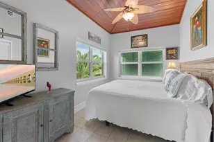 17041 Marlin Dr, Sugarloaf Key, FL 33042 - Photo 24