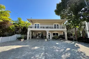 27 Abaco Rd, Key Largo, FL 33037 - Photo 2