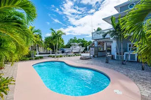 643 Indies Rd, Ramrod Key, FL 33042 - Photo 2
