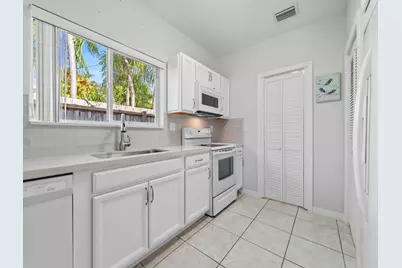 6 SE Marlin Avenue, Key Largo, FL 33037 - Photo 16