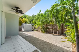 6 SE Marlin Ave, Key Largo, FL 33037 - Photo 34