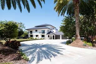 55 Ocean Front Dr, Key Largo, FL 33037 - Photo 2