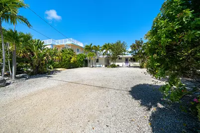 319 Woods Avenue, Upper Sugarloaf Key, FL 33070 - Photo 38