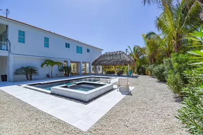 30985 Watson Boulevard, Big Pine Key, FL 33043 - Photo 4