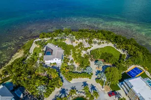 111 Windy Point Cir, Marathon, FL 33050 - Photo 1