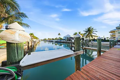340-350 E Ocean Drive, Key Colony, FL 33051 - Photo 36