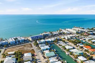 340-350 E Ocean Dr, Key Colony, FL 33051 - Photo 22