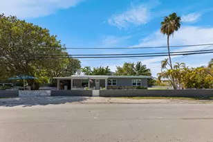 201 4th St, Big Coppitt, FL 33040 - Photo 2