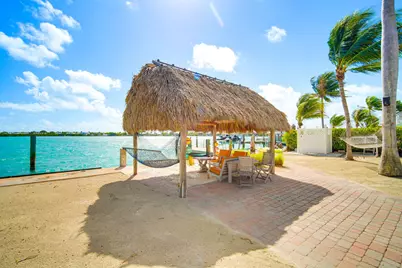 425 Harbour Drive, Duck Key, FL 33050 - Photo 32
