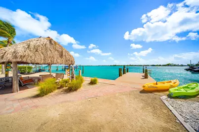 425 Harbour Drive, Duck Key, FL 33050 - Photo 2
