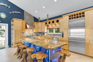 151 Lake Rd, Plantation Key, FL 33070 - Photo 2