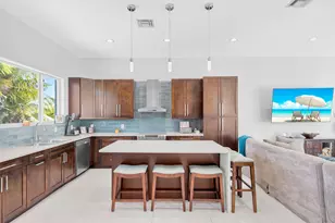 255 W Seaview Cir, Duck Key, FL 33050 - Photo 8
