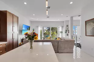 255 W Seaview Cir, Duck Key, FL 33050 - Photo 10