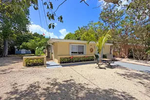158 Pearl Ave, Plantation Key, FL 33070 - Photo 2