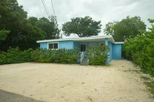 11 Judy Pl, Key Largo, FL 33037 - Photo 2