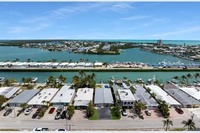70 7th Street, Key Colony, FL 33051 - Photo 32