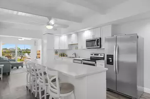 70 7th St, Key Colony, FL 33051 - Photo 6
