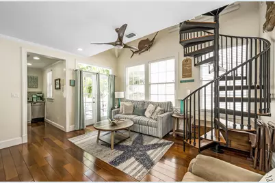 616 Caroline Street #6, Key West, FL 33040 - Photo 2