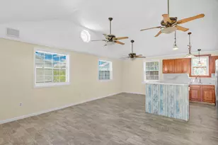 477 W 105th Street Ocean, Marathon, FL 33050 - Photo 8