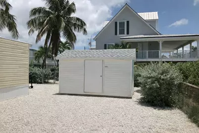 31247 Avenue I, Big Pine Key, FL 33043 - Photo 4