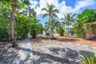 83 Sugarloaf Dr, Sugarloaf Key, FL 33042 - Photo 24