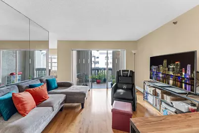 10641 SW 108th Avenue #APT 3D, Kendall, FL 00000 - Photo 2