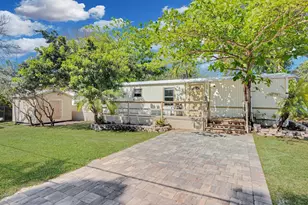 802 Largo Rd, Key Largo, FL 33037 - Photo 1