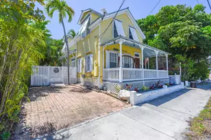 524 White St, Key West, FL 33040 - Photo 2
